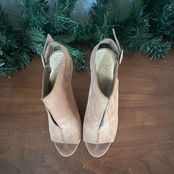 Vince Camuto Catina Sandals - Picture 3 of 8